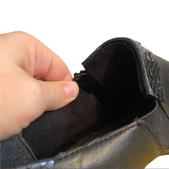 Rieker black genuine soft leather zipper round toe heeled shoes size 9 VGUC - Picture 8 of 9